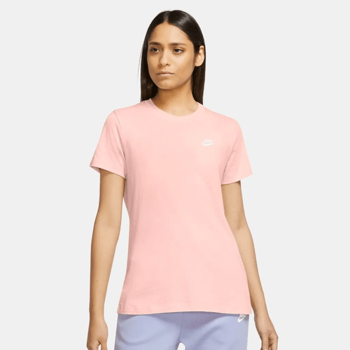 Camiseta Feminina Nike Club Tee