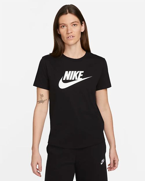 Camiseta Feminina Nike Sportswear Essentials