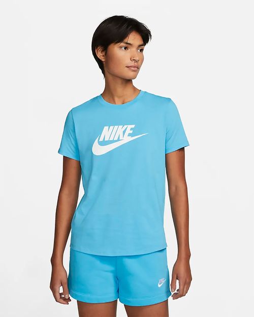 Camiseta Feminina Nike Sportswear Essentials