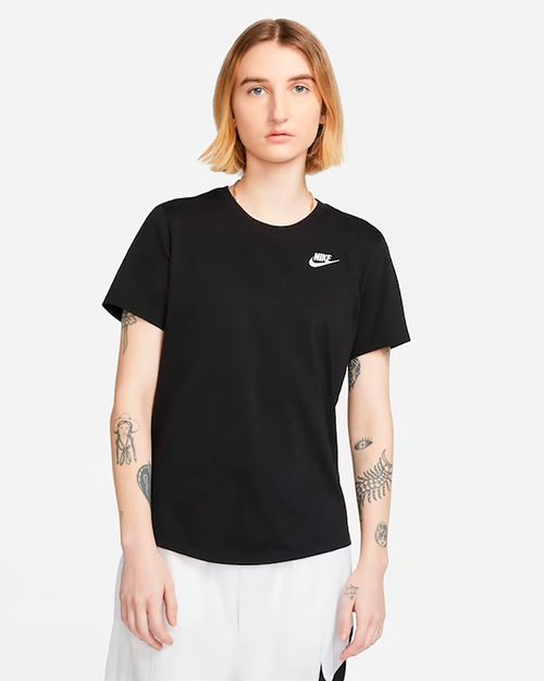 Camiseta Feminina Nike Sportswear Club Essentials