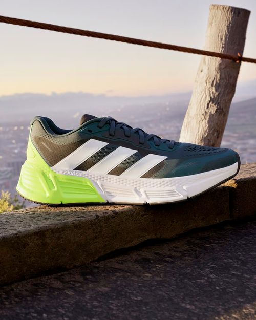 Tênis Masculino Adidas Questar
