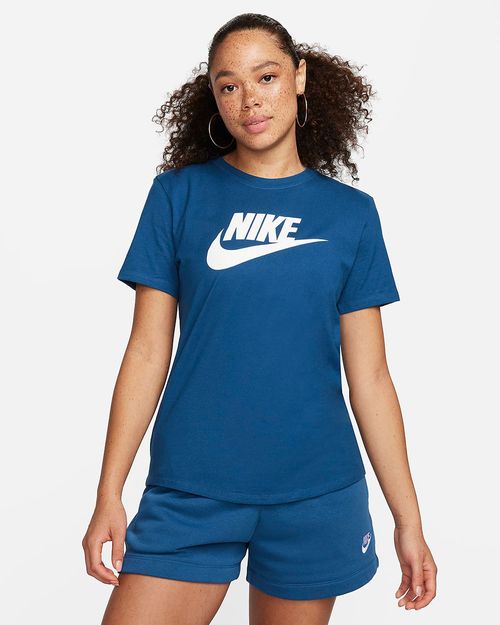 Camiseta Feminina Nike Sportswear Essentials