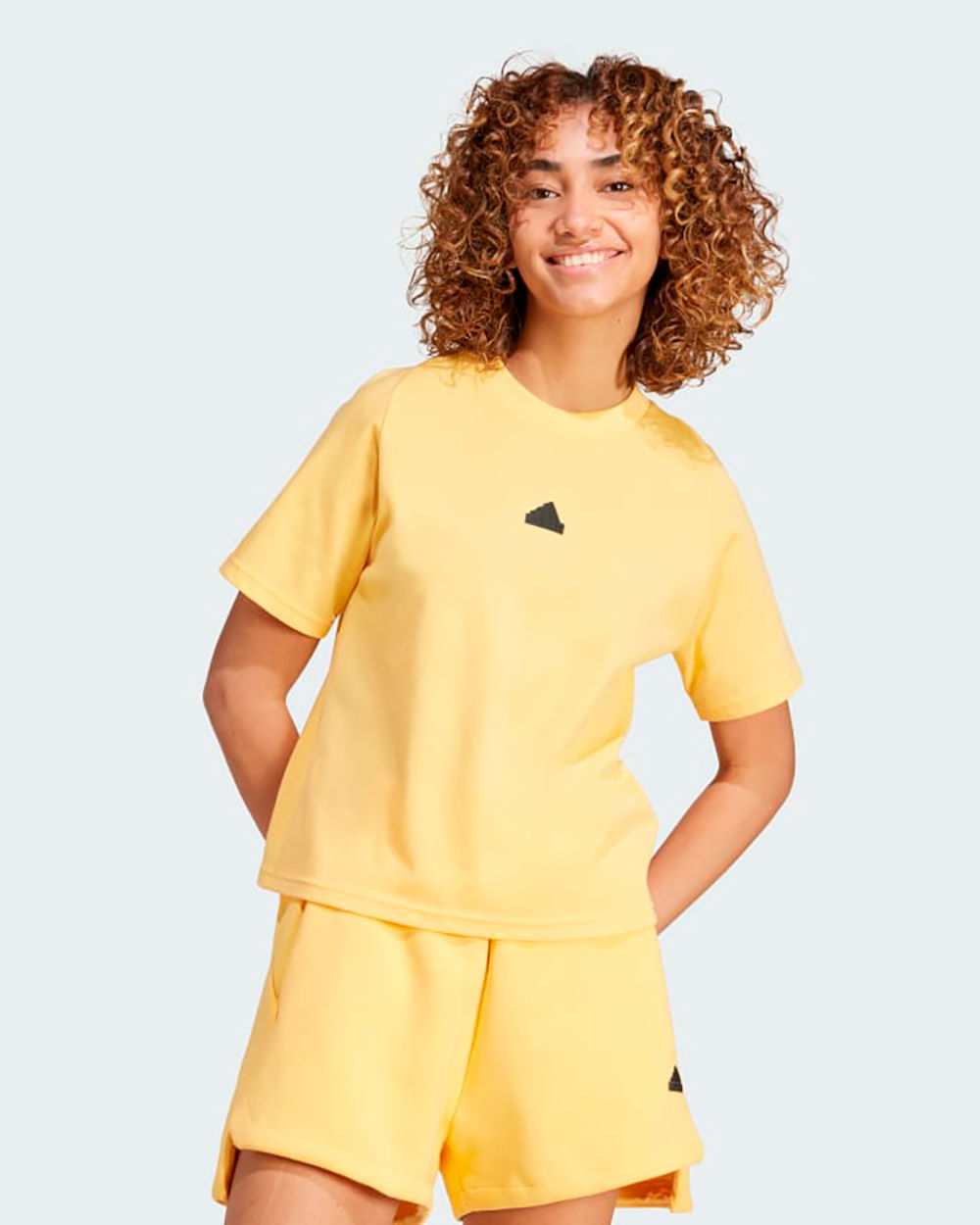 Camiseta Feminina Adidas Z.N.E. - Drastosa | Só as Melhores Marcas