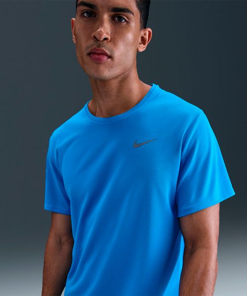 Camiseta Masculina Nike Dri-FIT UV Miler