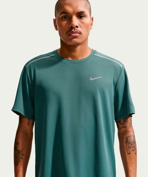 Camiseta Masculina Nike Dri-FIT UV Miler